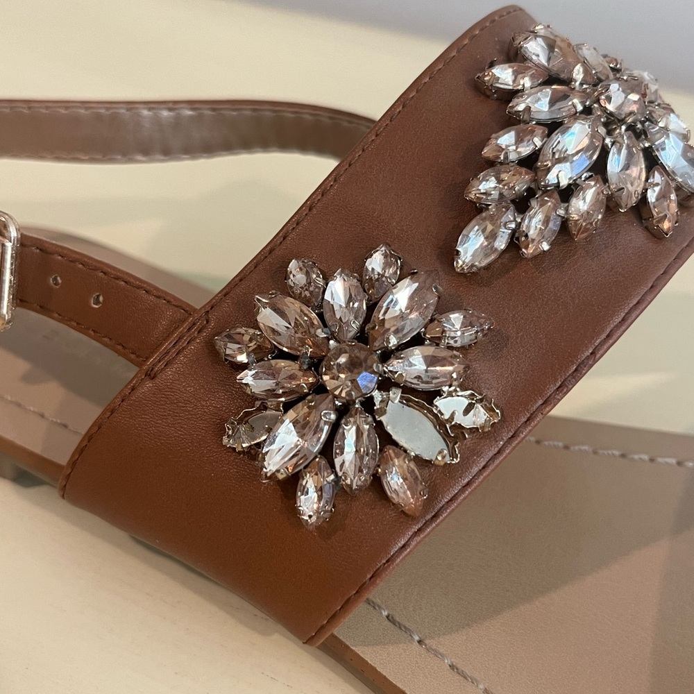 Bcbg woman’s flat  crystal embellished sandals good condition!